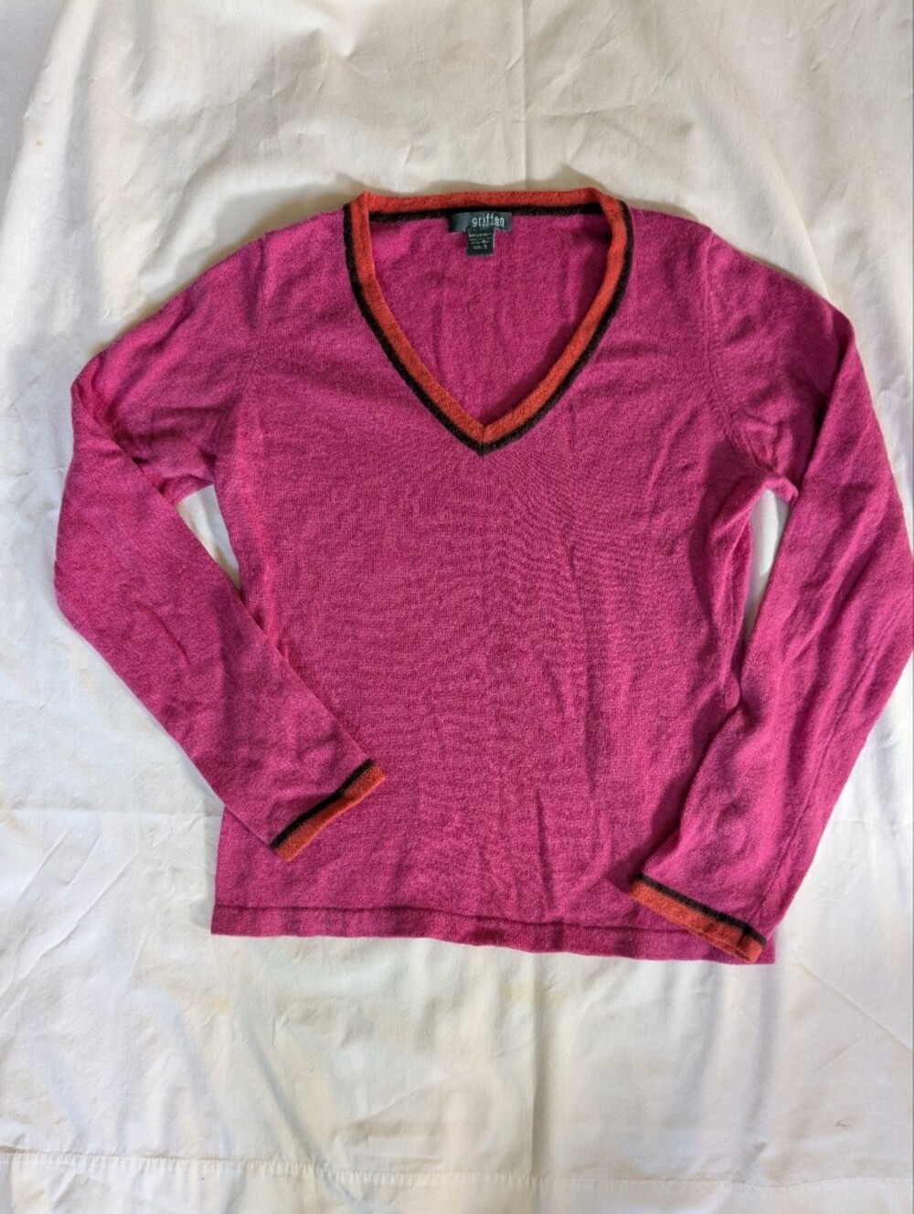 Pink V-Neck Long Sleeve Cashmere Sweater Size S